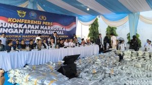 bnn-ungkap-narkoba-3-ton-di-gresik-1782979563707_169