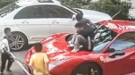 mobil-ferrari-dijadikan-perosotan-di-china-1783062069936_169